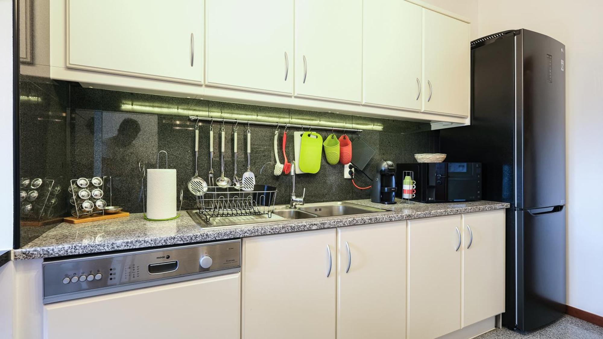 Ponta Delgada Relax Inn Apartment מראה חיצוני תמונה